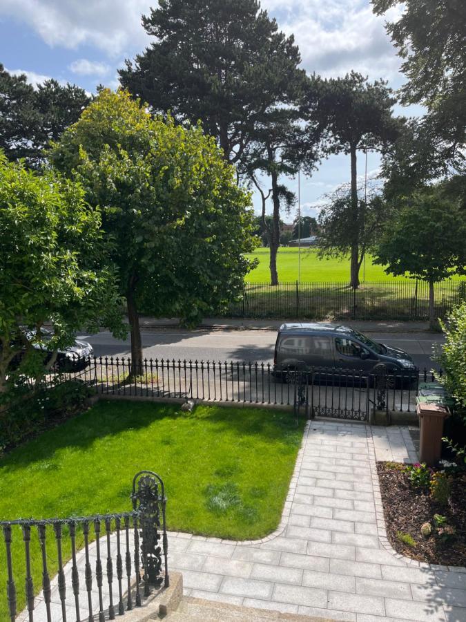 Ferienwohnung Kenilworth Square North Dublin Exterior foto